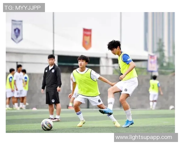 五号足球的魅力与挑战：探索足球运动的未来发展与青少年培养之路